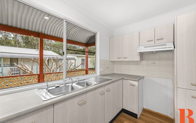 2 Seventh Ave - kitchen