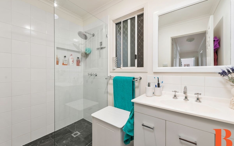 40 Second Ave_Bathroom