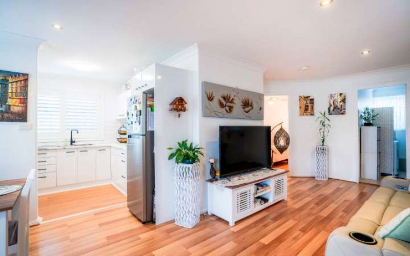 9-Callistemon-avenue-9-milpera-road-green-point-2251-2